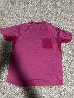 lululemon athletica Men's Short Sleeve Tee in Magenta Pink